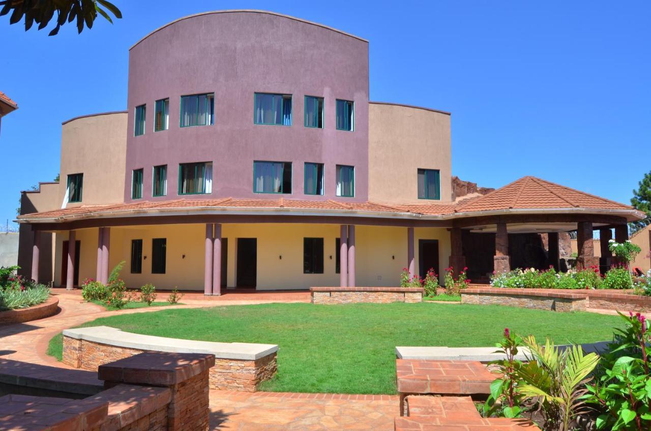Nile Village Hotel&Spa Jinja Esterno foto