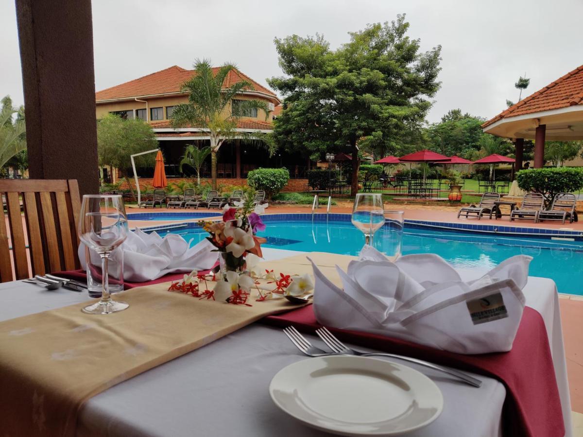 Nile Village Hotel&Spa Jinja Esterno foto